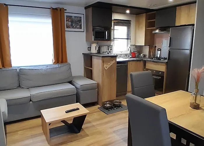 Κάμπινγκ Joli Mobilhome 8 Pers Climatise Ca62 Vias